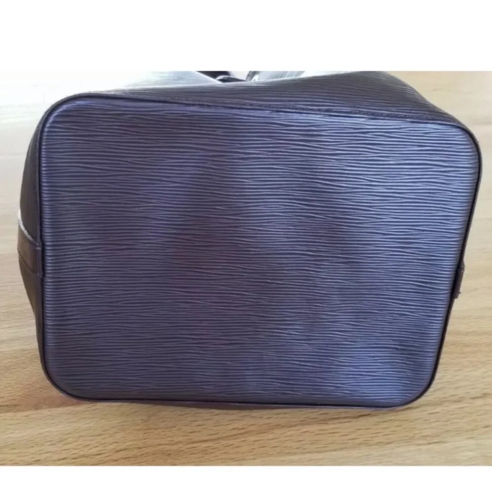 ✨ RARE✨NOE BROWN LOUIS VUITTON BUCKET EPI - Picture 4 of 11